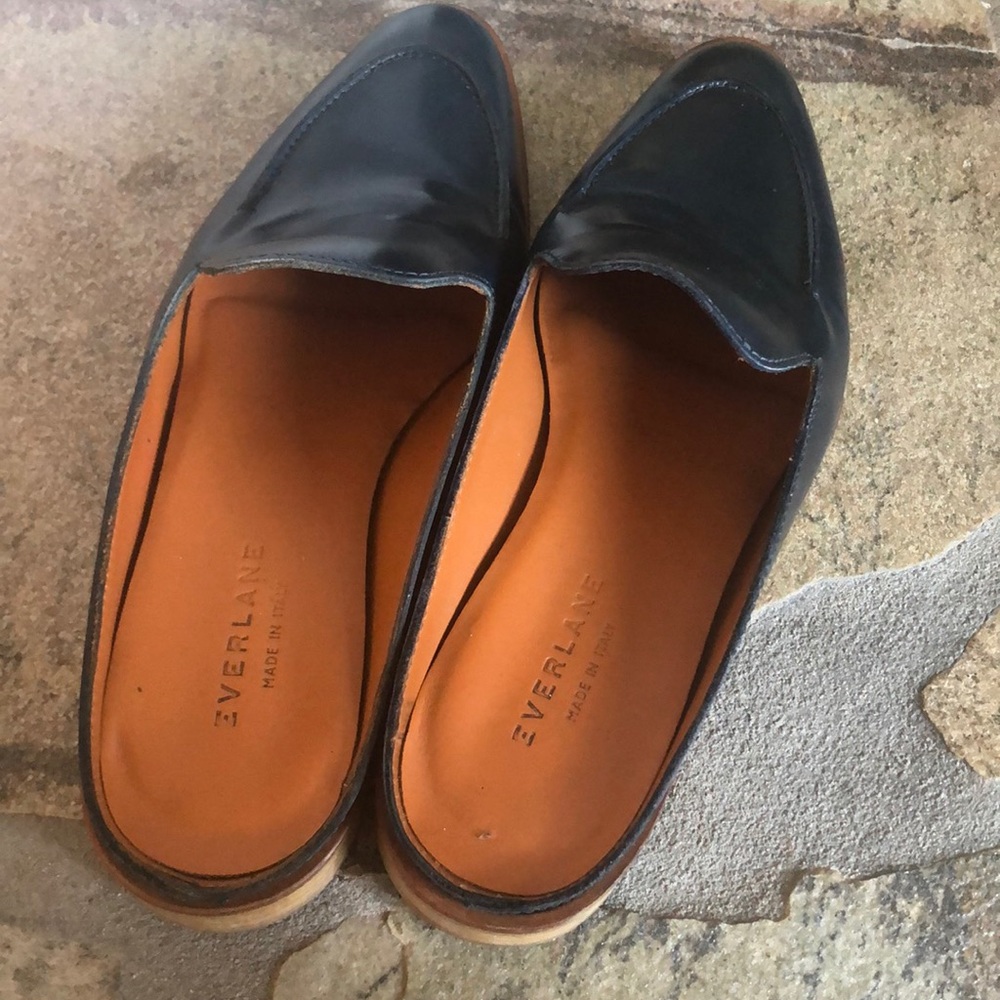 Everlane modern Loafer mule. Navy - Picture 4 of 7